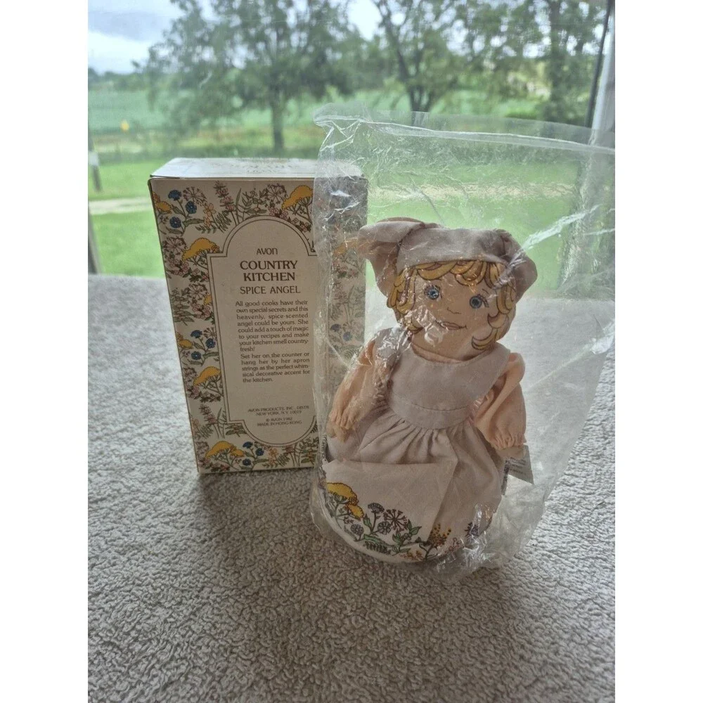 Vintage 1982 Avon Country Kitchen Spice Angel Doll Original Box Bag NOS